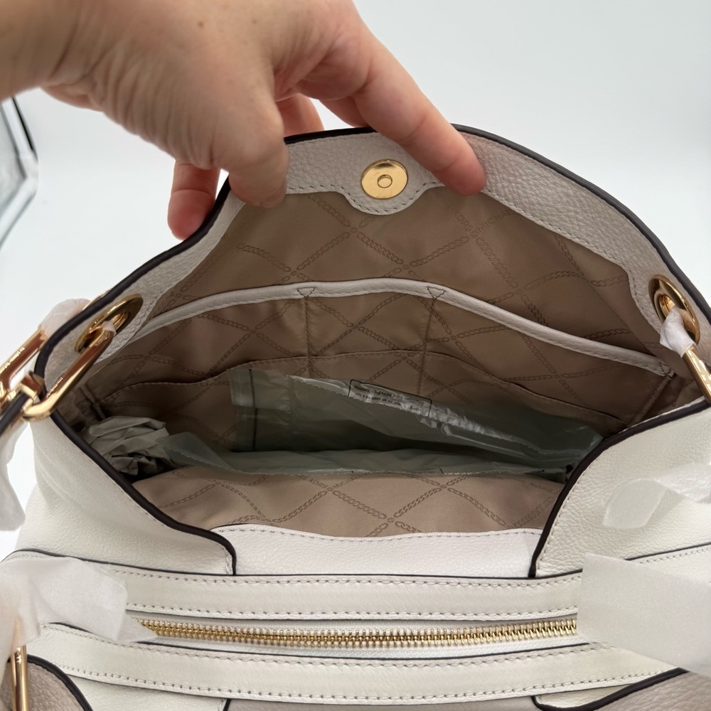 Michael Kors Raven Large Optic White Leather Shoulder Bag Tote Classic Purse NWT - Picture 11 of 11